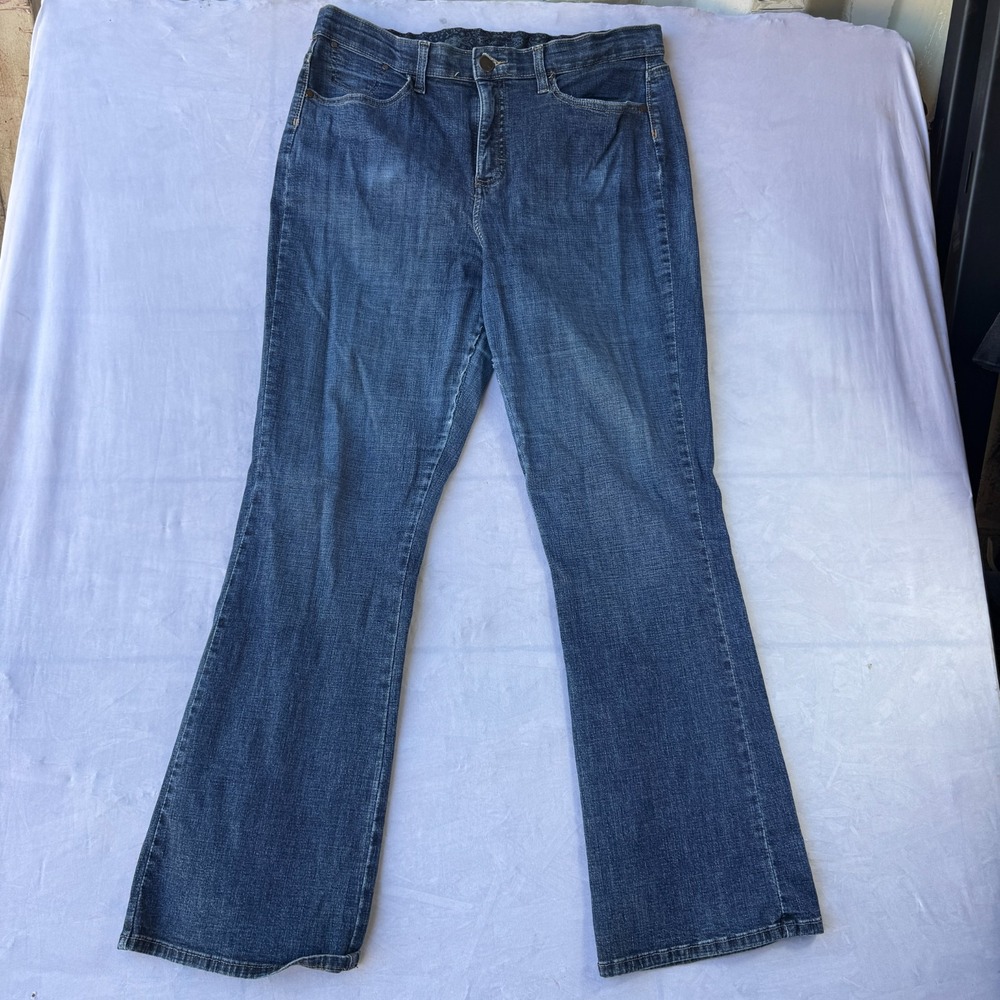 Lee Bootcut Jeans Women's 34W Blue Denim Dark Wash Traditional Fit Boho Outdoor